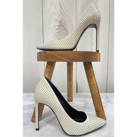 Saint Laurent Studded White Leather Classic Paris Pumps YSL Sz. 35 US Sz. 5 - Picture 5 of 17